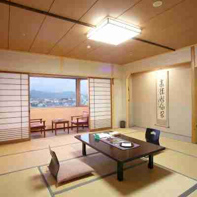 ことひら温泉 琴参閣 Rooms