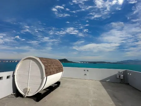 Ocean View/ Rooftop Sauna &BBQ/ 12 People/Padel 2F