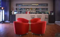 Truntum Padang Hotel - bar