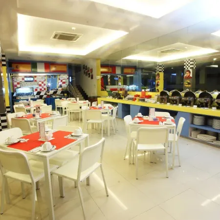 Sinar Sport Hotel Отели в г. Бенгкулу