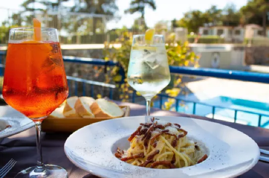 Appartamenti Mare Azzurro Отели рядом с достопримечательностью «Duino Castle»