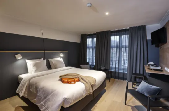 歐內斯特先生酒店