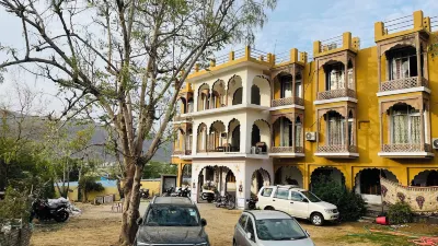 Radhika Palace Hotel Hotels near Pushkar Camel Fair