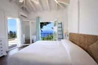 Apeiron I Villa - Instaworthy Views Ace Location Hotels near Pythias Gallery