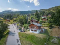 Chalet les Crus Отели в г. Ридд