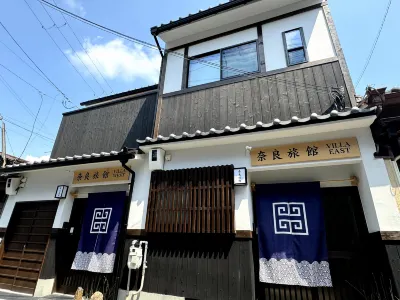 Villa East & West