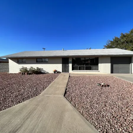 4 bdrm/ 2 bath house close to lake Powell, antelope canyon and horseshoe bend