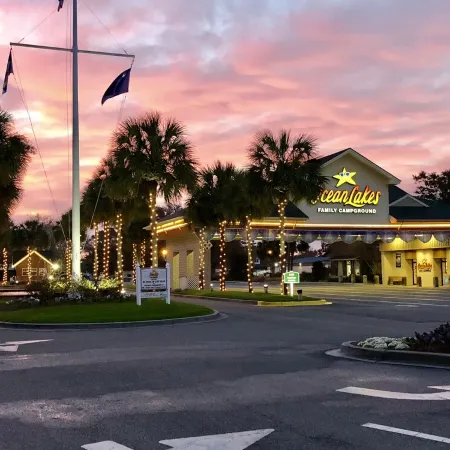 Ocean Lakes Site 1219. Complimentary Golf Cart. Sleeps 6