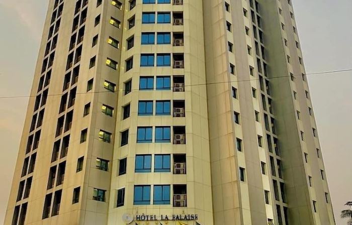 Hotel la Falaise Bonapriso