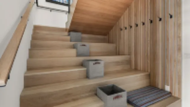 Mountain Retreat with Stunning Views and Outdoor Patios - Luxurious Haven