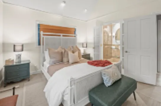 Hot Tub, Gym and Scenic Views - Lavish Golfers Haven Hotels in Pebble Beach