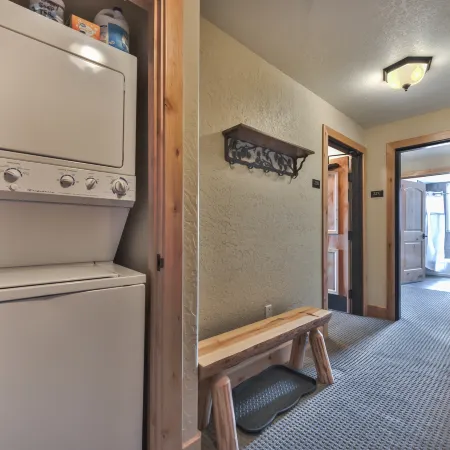 Resort property, corner one bedroom, pool, steps to skiing and golf, enjoy SV413B/C