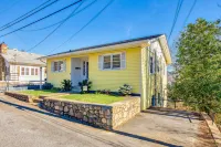 Beautiful & convenient home close to lake with shared pool, WiFi, & central AC