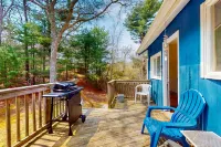 Second-floor home with Manomet Beach access, deck, firepit & outdoor space