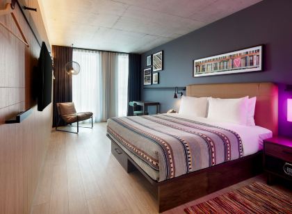 Moxy Montreal Downtown