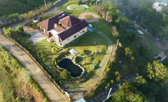 Four Springs Villas & Golfs Da Lat