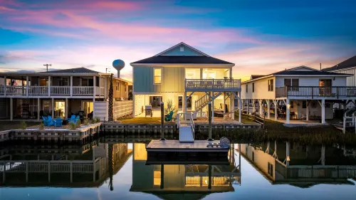 Expansive Deck and Hot Tub with Scenic Views - Stunning Coastal Haven