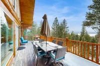 Cascade Lakeview Log Cabin Hotels in Cascade