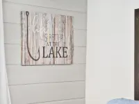 The Blue Anchor at Houghton Lake Hotels in Roscommon County