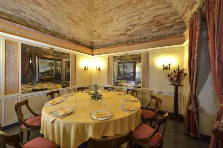 Hotel Fonte Cesia Отели в г. Acqualoreto