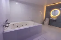 Hotel Dreamworld East Ortigas - 3-Star
