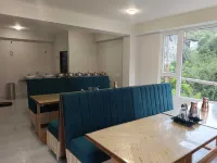 FLORET RESORT LACHUNG
