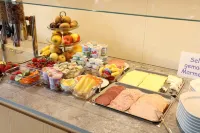 Leidringer Gästehaus Gmbh - breakfast