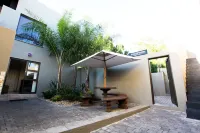 Hillside Executive Accommodation
