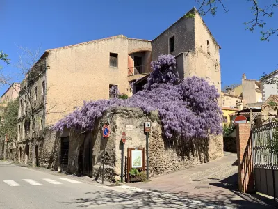 Casa De Ajala - B&B de Charme in Antica Dimora totalmente ristrutturata e dotata di tutti i confort Bagni privati Spazio living Patio esterno Ambienti climatizzati Degustazioni prodotti locali Hotel a Nureci