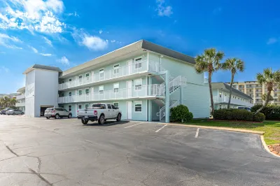 Venus 314 is a Gulf Side 2 Br on Okaloosa Island by RedAwning Hotels in Okaloosa Island