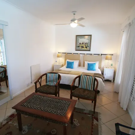 Paradiso Guesthouse & Self-Catering Cottage Отели рядом с достопримечательностью «Пляж Мёйзенберг»