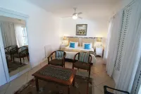 Paradiso Guesthouse & Self-Catering Cottage Hotels in Constantia
