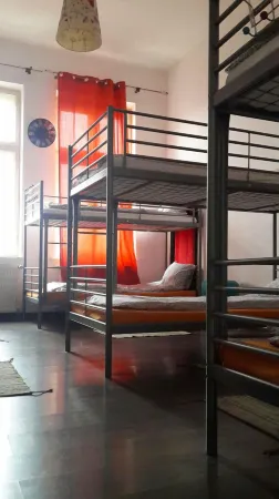 Art Hostel Отели рядом с достопримечательностью «Мариацкий костел»