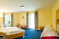 Euro Youth Hotel & Krone Hotels in Gemeinde Flattach
