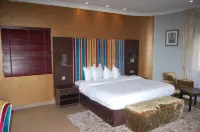 Tudor House Hotel