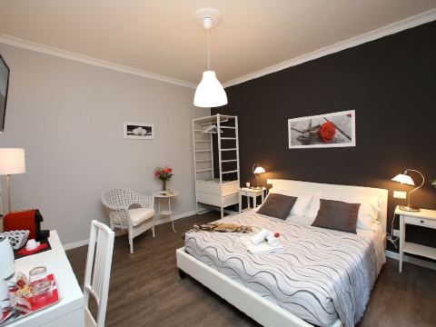 A 2 Passi Dai Musei Luxury Guest House