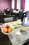 Park Wilson Airport - breakfast