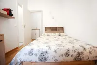 Rozzano Affittacamere Hotels in Pieve Emanuele