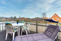 Ferienwohnung in Tating Hotels in Tating