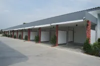 Happy Field Resort Cha-am