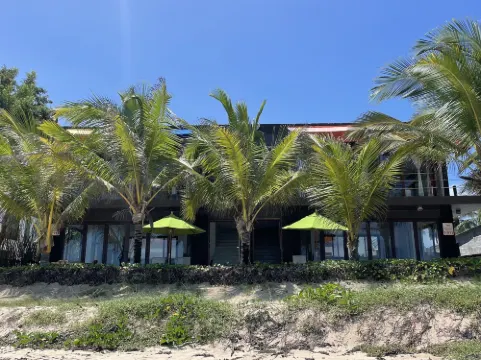 Mi Playa Oceanfront Beach Rentals