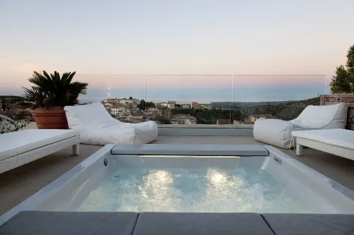 Palazzo Cherubini-Pools & Wellness - Homestays
