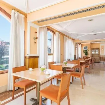 Hospedium Hotel Sky Blu Sondika