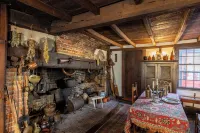 Silsbee's by Daniels House