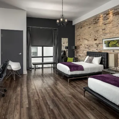 Hotel Metro Hotels near Silverwood Arena