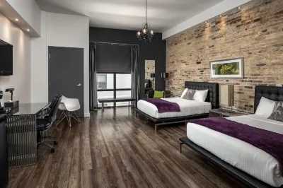 Hotel Metro Hotels near Fanshawe College