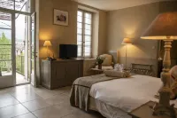 Le Couvent d'Herepian Hotels in Faugeres