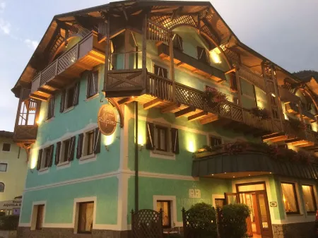 Hotel Alpina