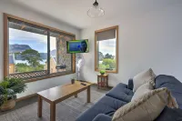 Freycinet Stone Studio 7 Hotels in Coles Bay