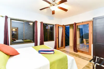 Casa Monos Locos - Portasol Vacation Rentals Hotels near Playa Matapalo